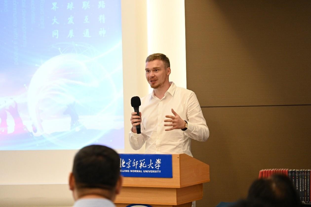“一带一路”倡议为何深受欢迎？这座学院里的中外师生给出了答案米乐M6 米乐(图1)