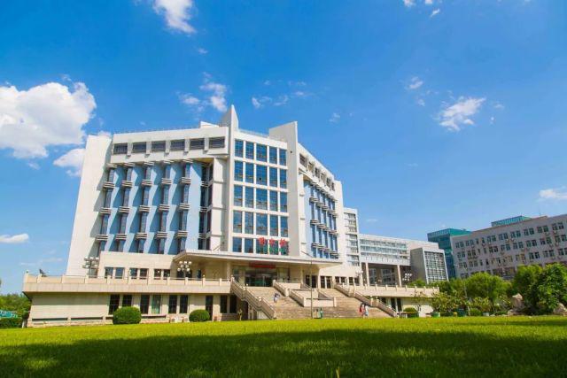 首都师范大学是211吗？一流师资成就“双一流”之名米乐M6 米乐(图1)
