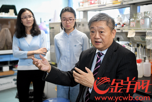 米乐M6 米乐中山大学中山医学院生理学教授王庭槐:教学改革36年不曾止步 三早教育春风化雨润物无声(图1) 米乐M6 米乐中山大学中山医学院生理学教授王庭槐:教学改革36年不曾止步 三早教育春风化雨润物无声(图1)