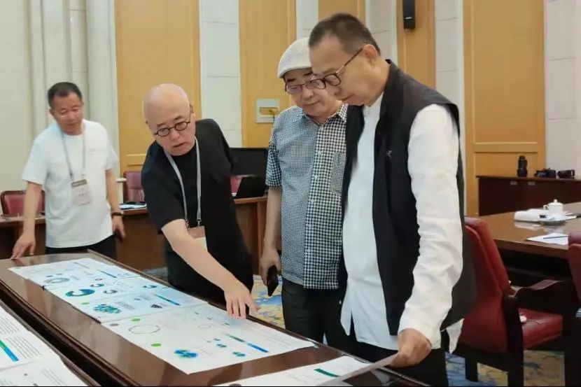 山东工艺美术学院团队设计的“中国国家公园”形象标米乐 M6米乐志发布(图4) 山东工艺美术学院团队设计的“中国国家公园”形象标米乐 M6米乐志发布(图4)