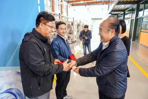 重管理强保障增效益——实验教学示范校校长汇报稿米乐 M6米乐(图4) 重管理强保障增效益——实验教学示范校校长汇报稿米乐 M6米乐(图4)