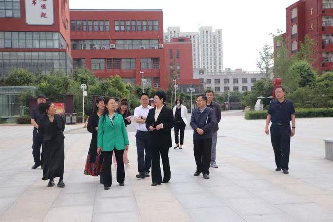 米乐 M6米乐扬教育科研风帆 促学校高品质发展(图3) 米乐 M6米乐扬教育科研风帆 促学校高品质发展(图3)