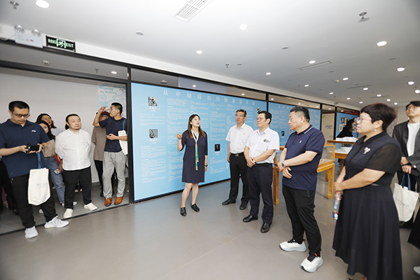 米乐M6 米乐且歌且行 且行且知——中央美术学院实验艺术与科技艺术学院实践教学成果亮相2023北京国际设计周(图6)