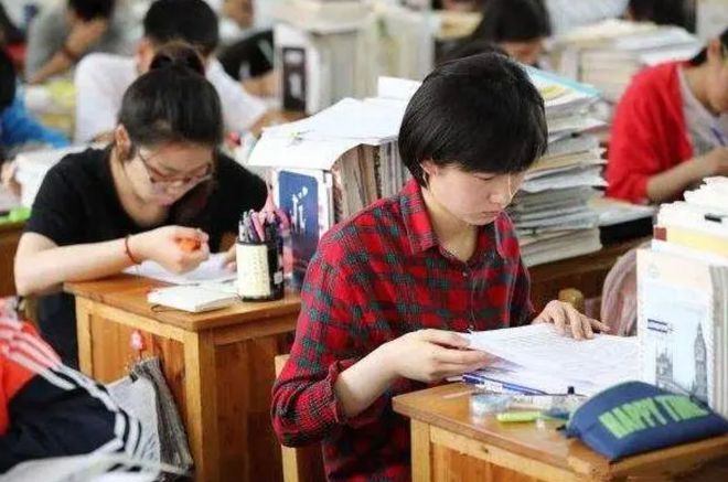 教育部直属高校排名重新洗牌清北地位米乐 M6米乐无人撼动浙大化身为黑马(图1)