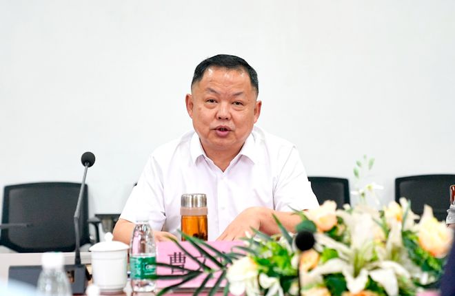 米乐 M6米乐南博教育总校长仲伟合一行到访广州华南商贸职业学院调研(图2)