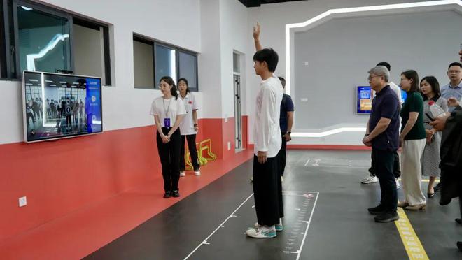 40人小班教学、博士带实验课……成都这所新派学校今年高一首招200人(图6)