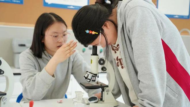 40人小班教学、博士带实验课……成都这所新派学校今年高一首招200人(图13)